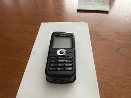 Photo of Mobile Phone (Knotty Ash L12) #1