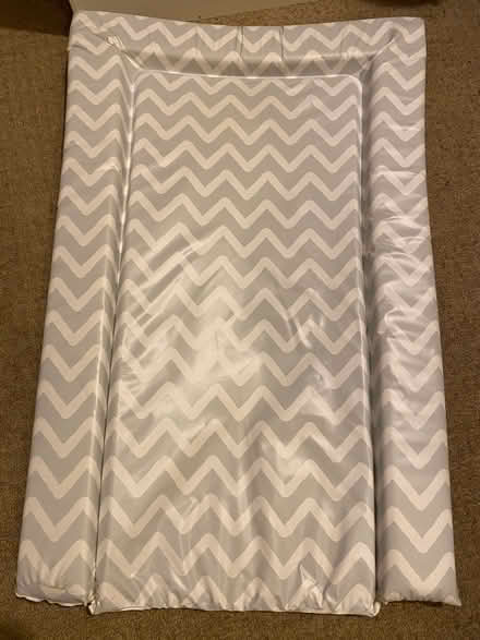 Photo of free Changing mat (Woodlands TW7) #1