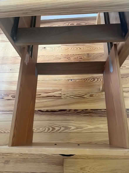 Photo of free Desk with 2 drawers (Tenleytown) #3