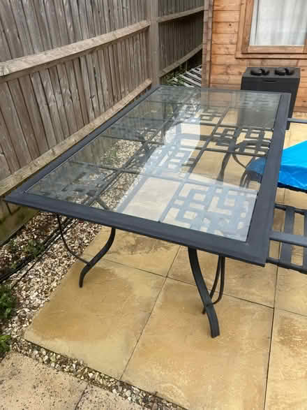 Photo of free Garden table (Drayton) #1