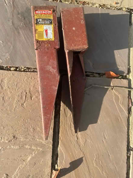 Photo of free Metpost Repair Spur x2 (ME9 ( Sittingbournr)) #1