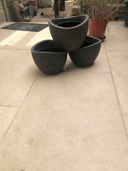 Photo of free Grey Plastic Garden Pots (London Greenwich) #3