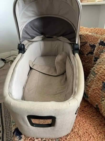 Photo of free Mamas and papas spare bassinet (Clewer Green SL4) #1