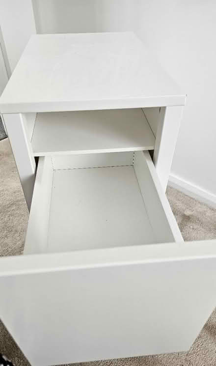 Photo of free Bedside table/drawer (Jarrow NE32 4)