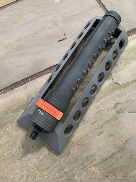Photo of free Gardena Aquazoom sprinkler (Addlestone KT15) #2