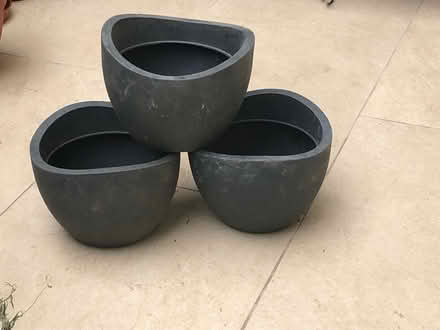 Photo of free Grey Plastic Garden Pots (London Greenwich) #1
