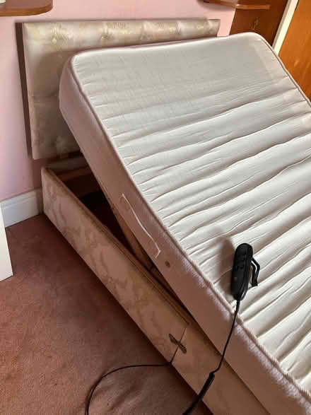 Photo of free Electric bed in good working order (Central Belper DE56) #4