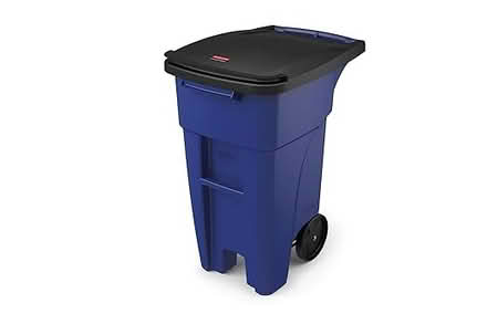 Photo of trash Bin (queens) #2