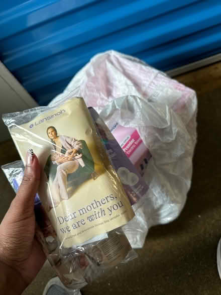 Photo of free Breast milk supply material (Nw)