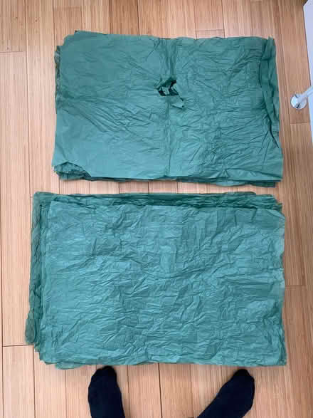 Photo of free Box of packaging and white&green tissue paper (Elm Park RM12) #1