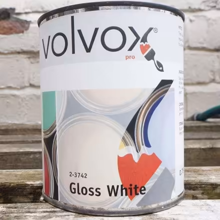 Photo of free White, gloss paint. Volvox brand. (Levenshulme M12) #1