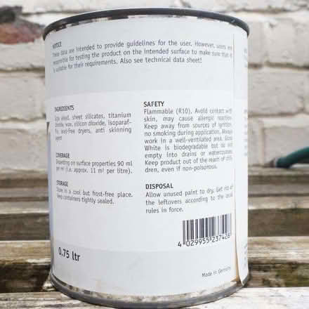 Photo of free White, gloss paint. Volvox brand. (Levenshulme M12) #2