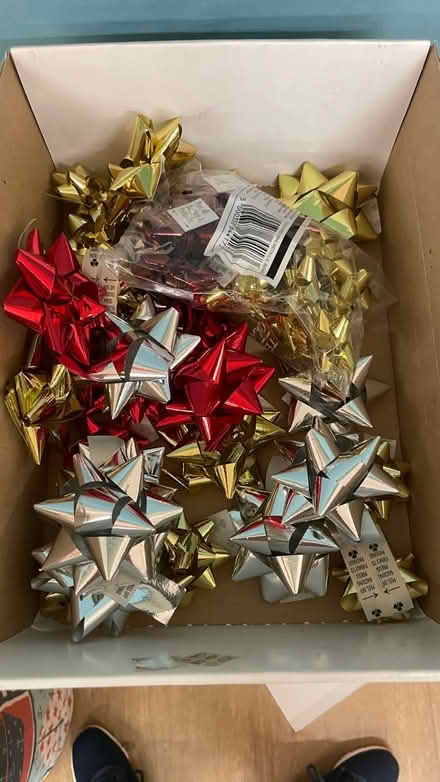 Photo of free Metallic gift bows (Maidenhead SL6) #1