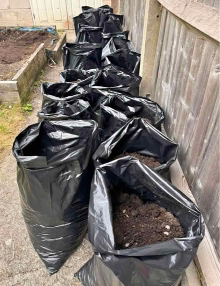 Photo of free Soil (Hammersmith) #1