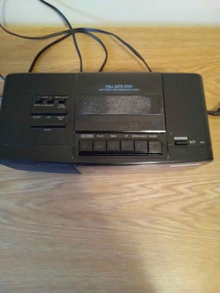 Photo of free Clock radio (Old Ottawa South) #2