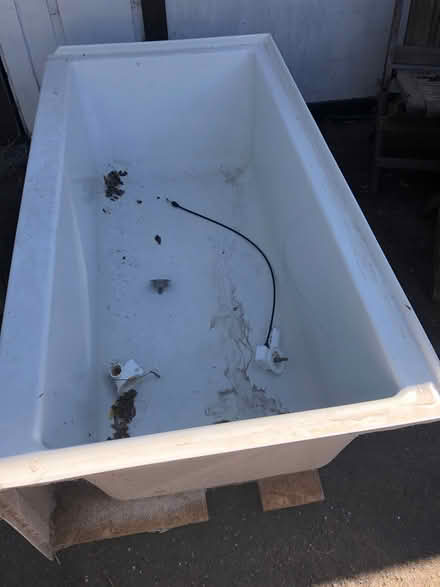 Photo of free Fiberglass tub (Sebastopol south Main Street) #1