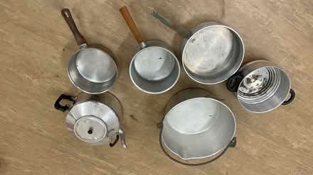 Photo of free Various pots & pan and Kettle (Maidenhead SL6) #2