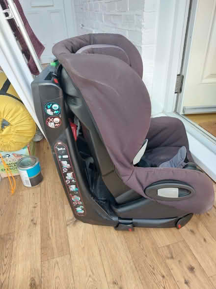 Photo of free Maxi Cossi swivel car seat (Whitehawk BN2) #2