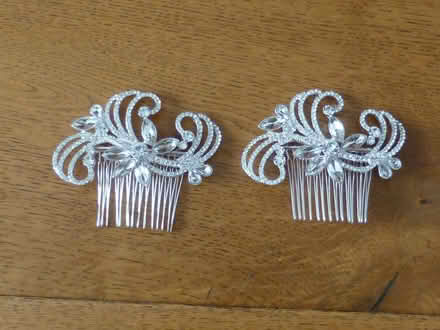 Photo of free 2 identical bridal hair combs (Chiswell Green AL2) #1