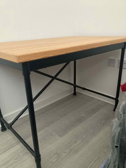 Photo of free Desk Table and/or Chair (Southend SS2) #1