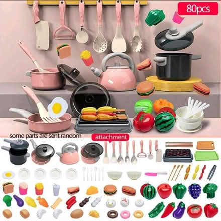 Photo of Play kitchen items (Witham CM8) #1