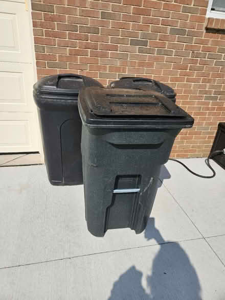 Photo of free Trash cans (South Canton) #2
