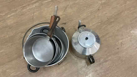 Photo of free Various pots & pan and Kettle (Maidenhead SL6) #1