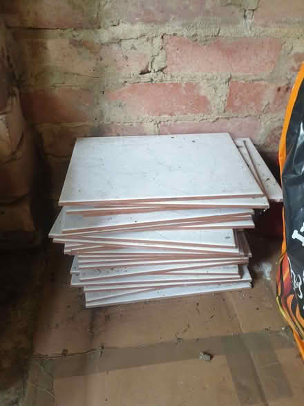 Photo of free tiles (Rayner's Lane HA5) #1