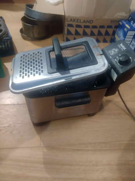 Photo of free Deep fat fryer (Cefnsuran Farm LD7) #1
