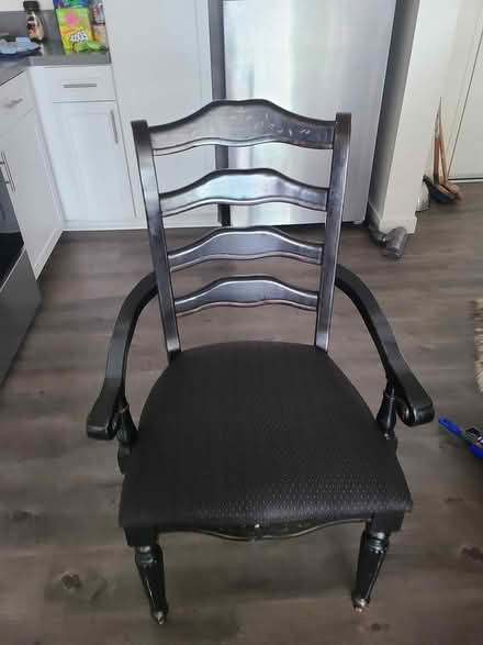 Photo of free Dinning table and 2 chairs (Oxnard Ca) #4