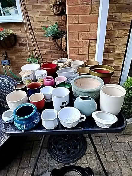 Photo of free Ceramic pots (Southcote RG1) #2