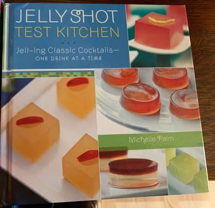Photo of free Jelly shot moulds & recipe book (The Goggin SY8) #2