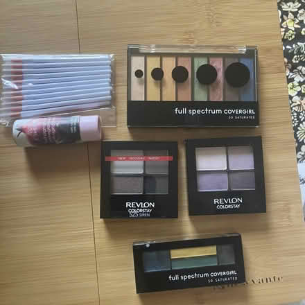 Photo of free Makeup (Suitland) #1