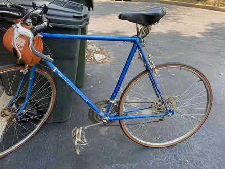 Photo of free Men's Bicycle (Purcellville, VA 20132) #2