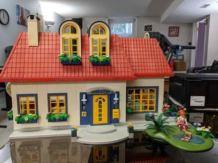 Photo of free Playmobil Miniature House (Inglewood area, Edmonton) #1