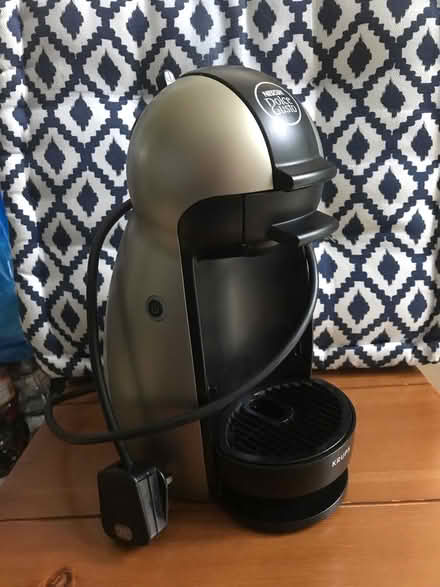 Photo of free Dolce Gusto coffee machine (Enfield Town EN1) #1