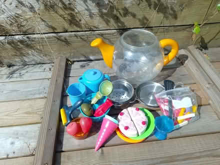 Photo of free Toy tea set (Wheatley OX33) #1