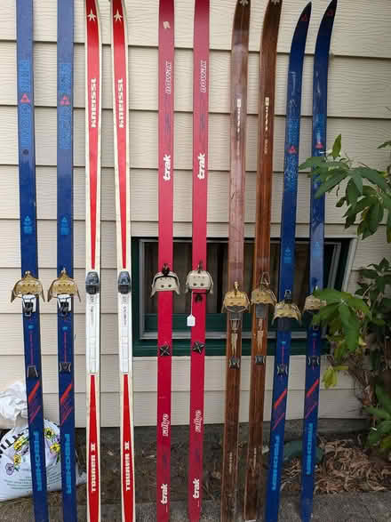Photo of free Vintage cross country skis (Ballard) #1