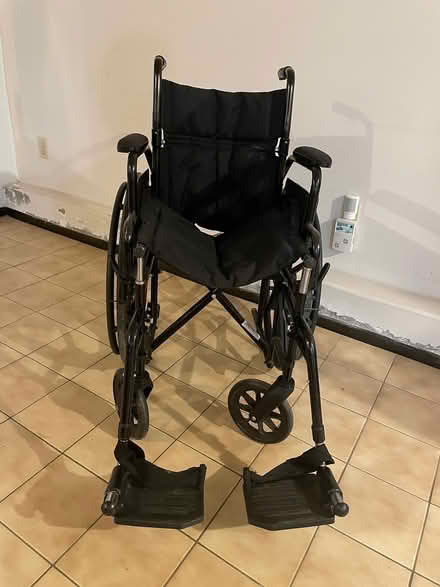 Photo of free Wheelchair (Bloor Lansdowne) #2