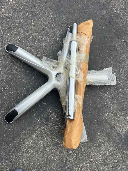 Photo of free Base for a swivel chair (Erin Mills Parkway/ Britannia) #1
