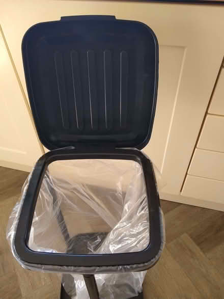 Photo of free Collapsible waste bin for Camping or Caravaning (Presteigne LD8) #2