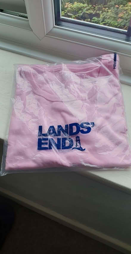 Photo of free Lands End tee shirt unworn (Broadwater BN14) #1