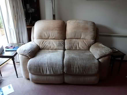 Photo of free Recliner sofa (Wallingford) #1