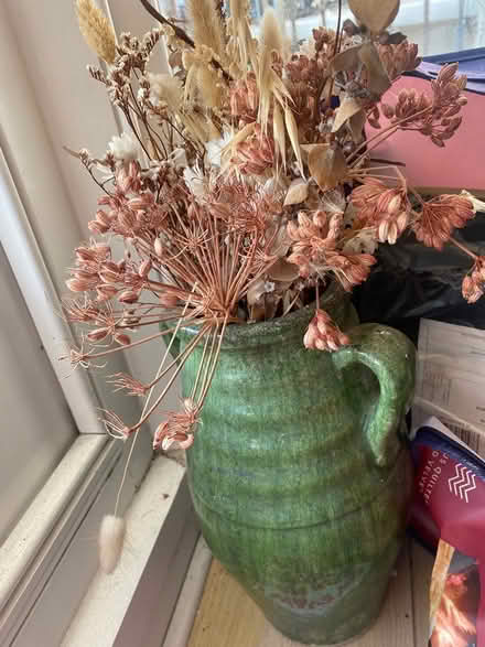 Photo of free Large green ceramic vase (Kemptown BN2) #1