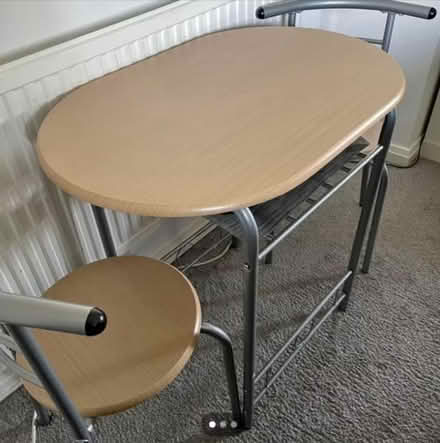 Photo of Mini dining table and chairs (S64 0EP) #1