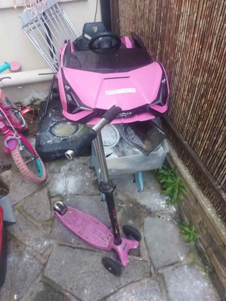 Photo of free Electric car and scooter pink (EN3) #1