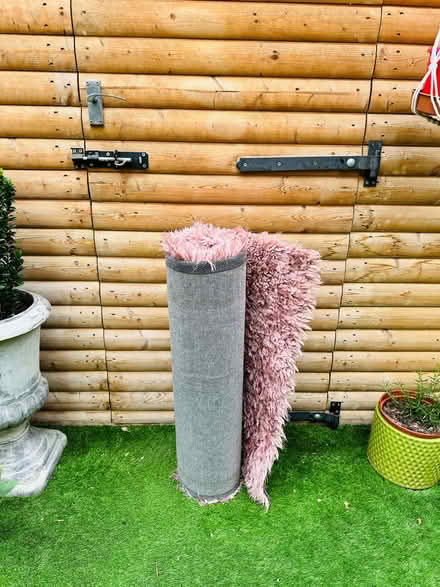 Photo of free Pink Rug (SW11 Battersea) #3