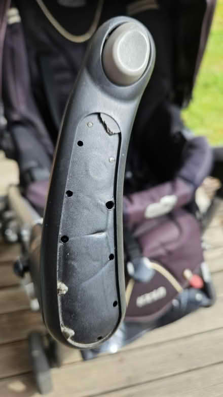 Photo of free Loola pushchair (Tunbridge Wells TN2) #3