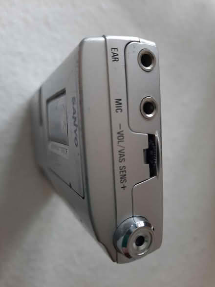 Photo of free C.1990s Sanyo Dictaphone + Tape (Gosport PO12) #2