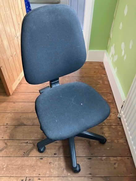 Photo of free Black office desk chair (GU24 Bisley) #1